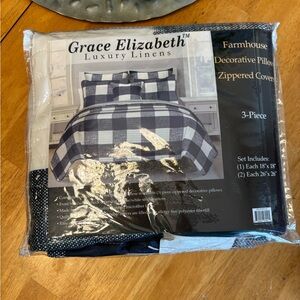 Grace Elizabeth Navy and White Plaid Pillow Covers Set NEW